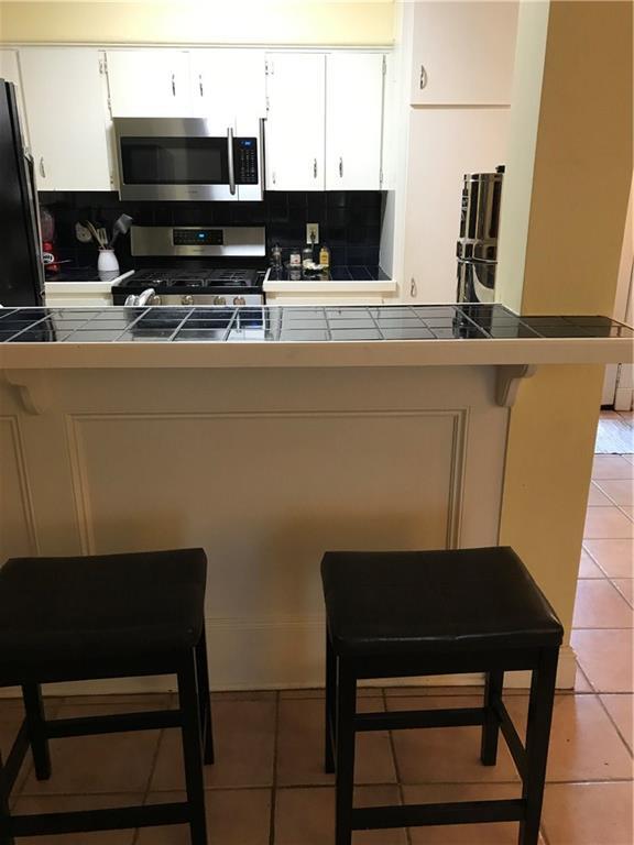 Foto del edificio - 8308 Reeda Ln
