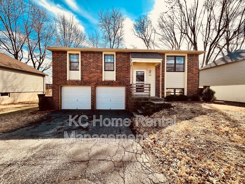 Foto principal - 2600 NW Castle Dr