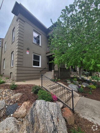 Building Photo - 568 S 26th Ave