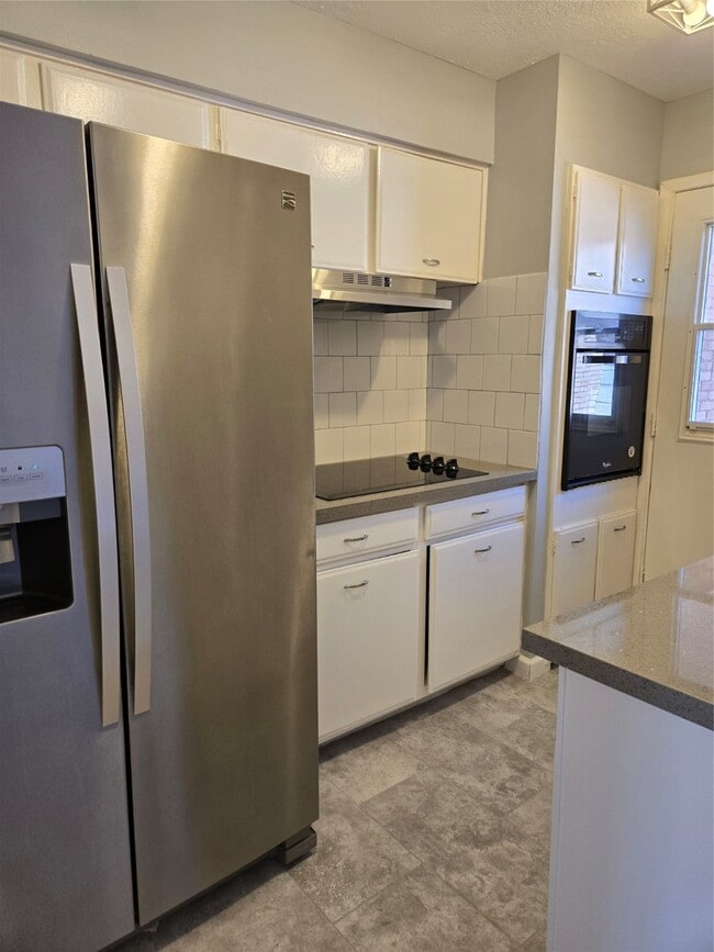 Foto del edificio - 1353 Ramada Dr