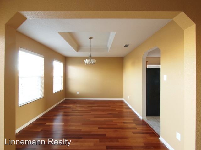 Building Photo - 3406 Bull Run Dr