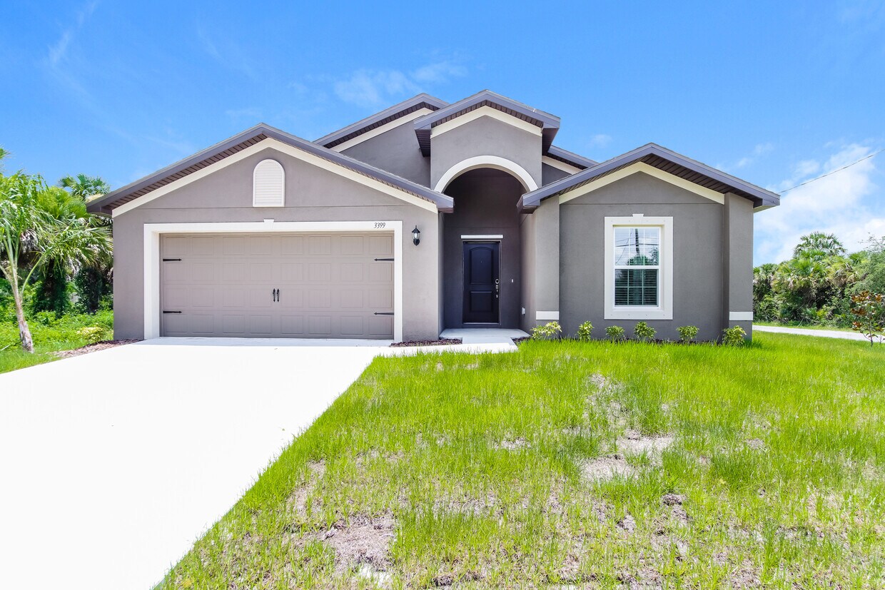 Foto principal - 3399 Lakeland Ave