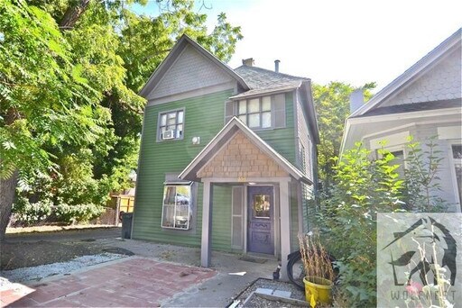 Foto principal - 820 E 3rd Ave