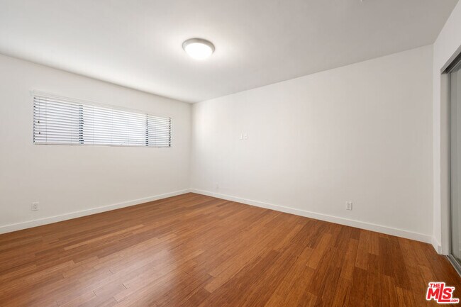 Foto del edificio - 931 N Alfred St