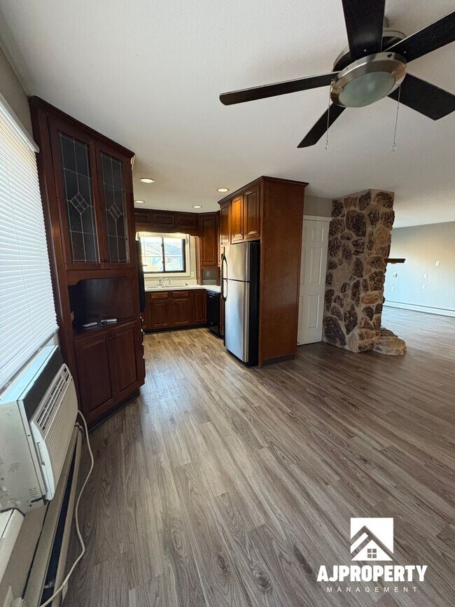 Foto del edificio - 3014 S Phillips Ave