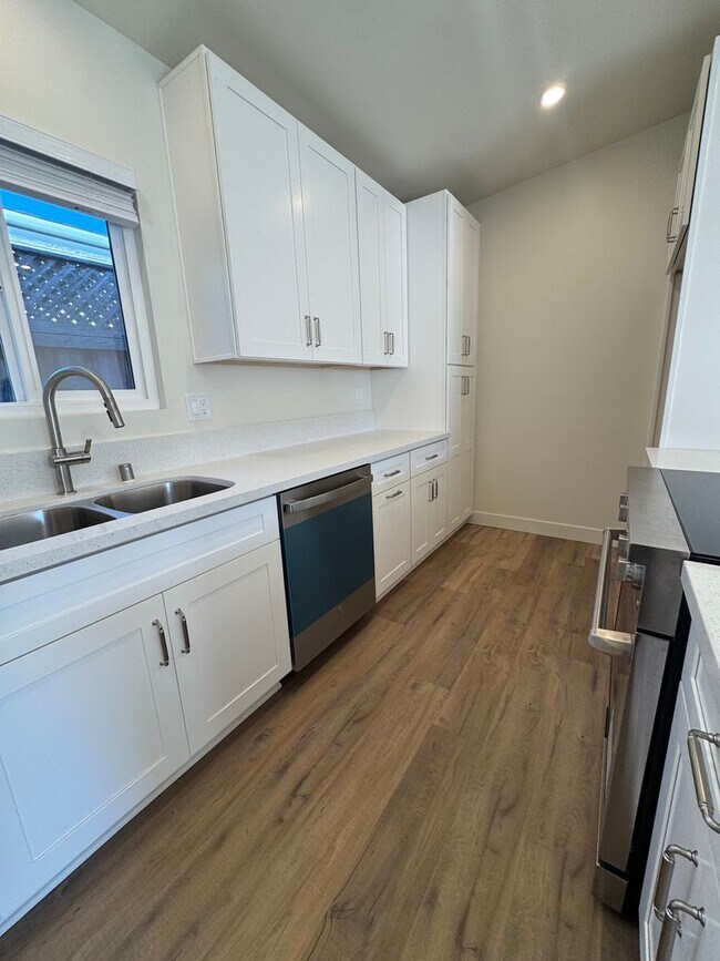 Foto del edificio - 263 E 21st St