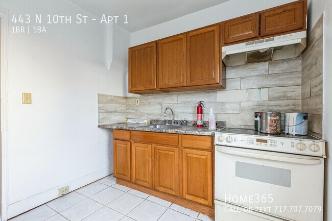 Building Photo - Cozy 1 bed 1 bath Apartment is Almost Here!