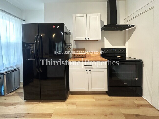 Foto del edificio - 2518 Dellwood Ave