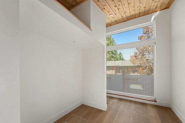 Foto del edificio - Morris Street Commons Modualr Living! 2/1 55+ Community Living!