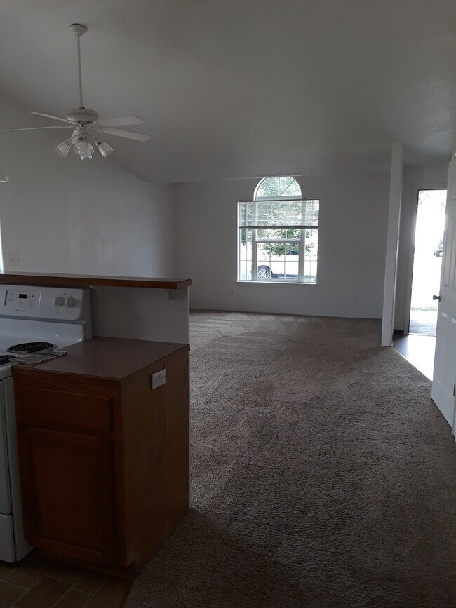 Foto del edificio - Cute Duplex Prineville