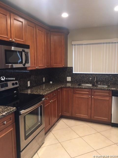Foto del edificio - 1400 NW 86th Terrace
