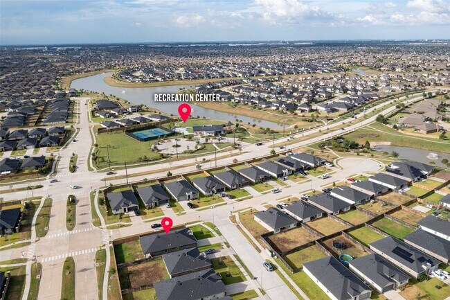Foto del edificio - 3702 Sparkman Ln