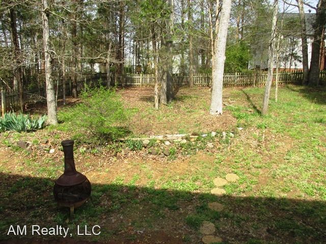 Foto del edificio - 4 br, 2.5 bath House - 3705 Bentley Place