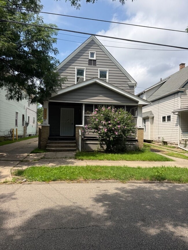 Building Photo - 3644 W 47th St
