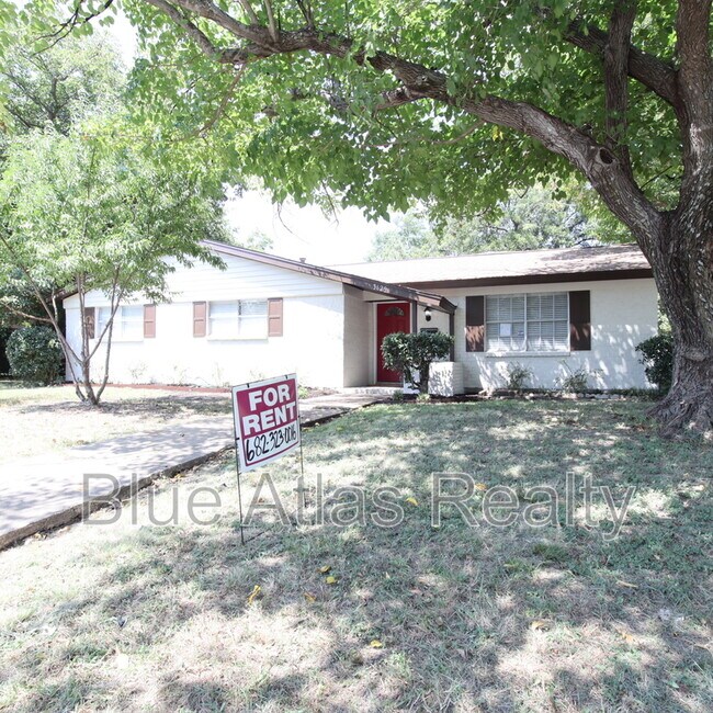 Photo - 3629 Venice Dr House
