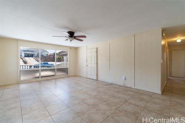 Building Photo - 99-063 Moanalua Rd