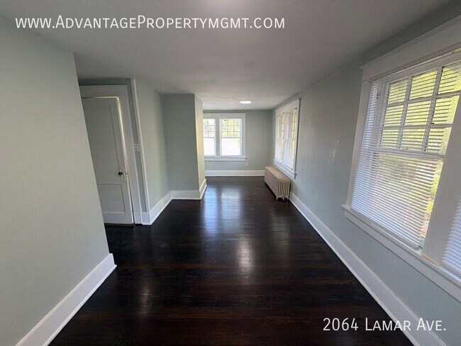 Foto del edificio - 2064 Lamar Ave