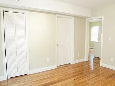 Foto del edificio - 4043 Washington St