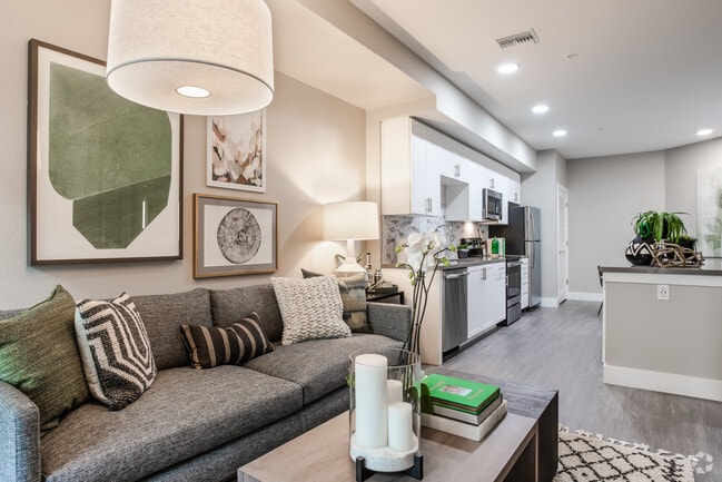 1BR,1BA-B1 - Gio