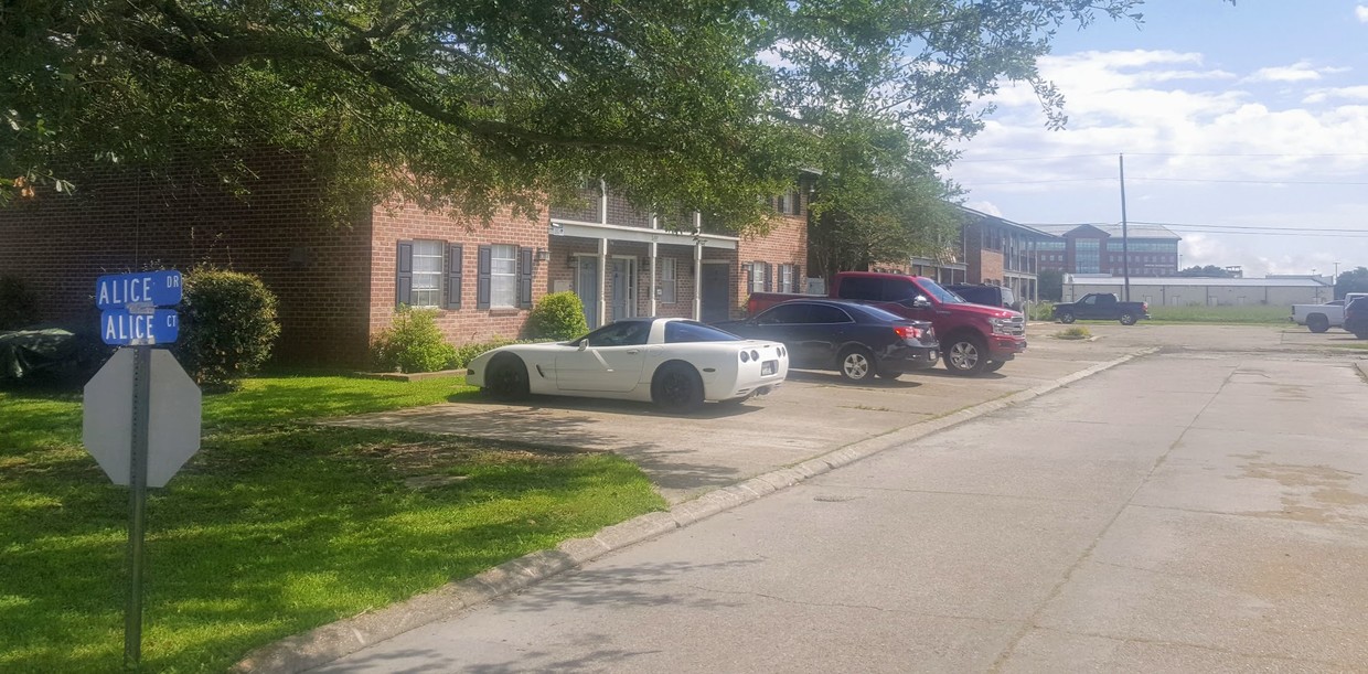 Foto del edificio - Audubon Point Townhouse Apartments