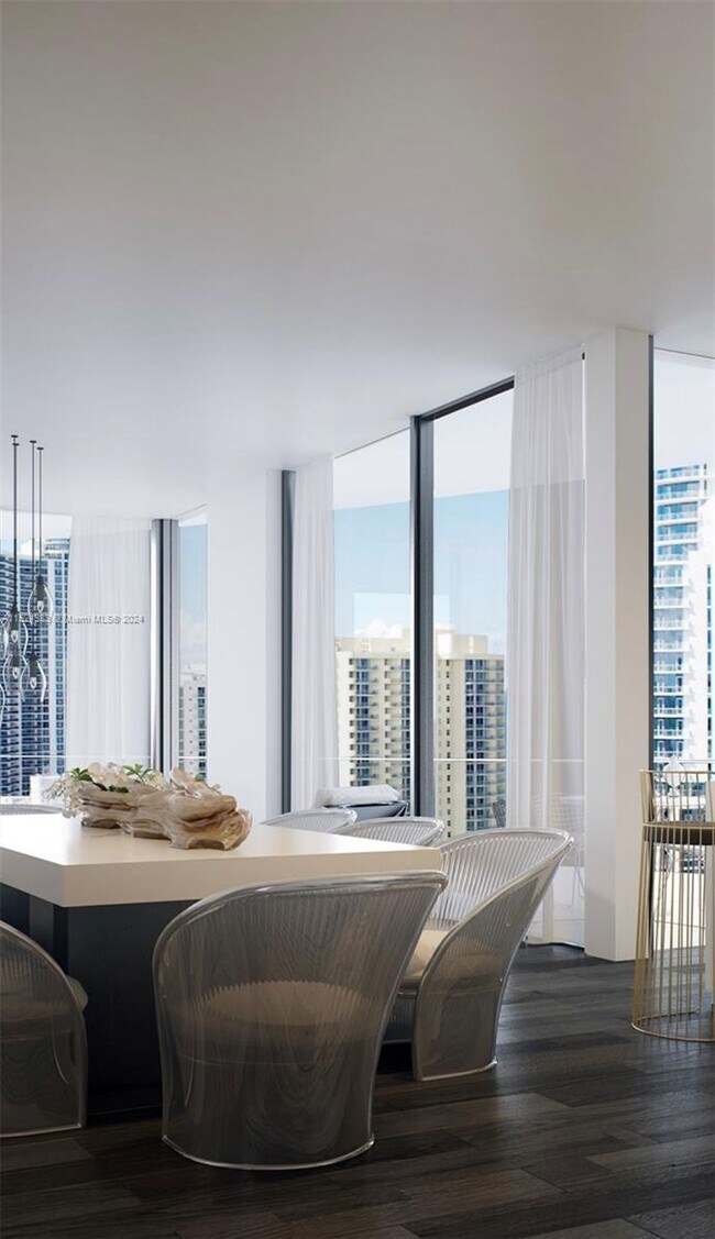 Building Photo - 17550 Collins Ave