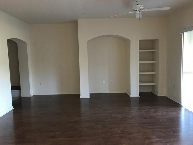 Foto del edificio - 14905 Arbor Springs Cir