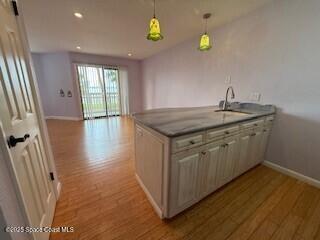Building Photo - 225 S Tropical Trail