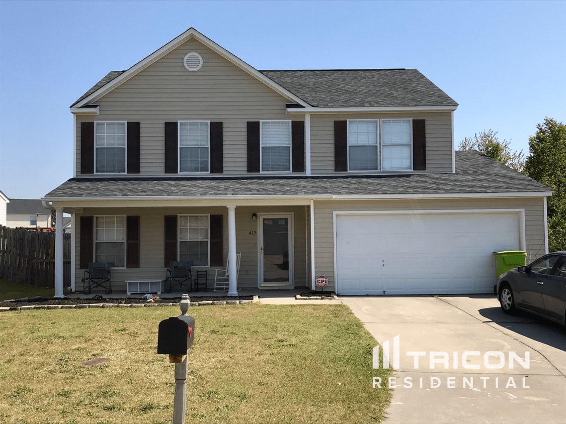 Primary Photo - 415 Fox Trot Dr