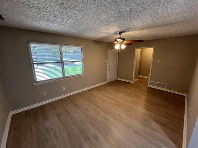 Building Photo - 4329 Ridgedale Dr