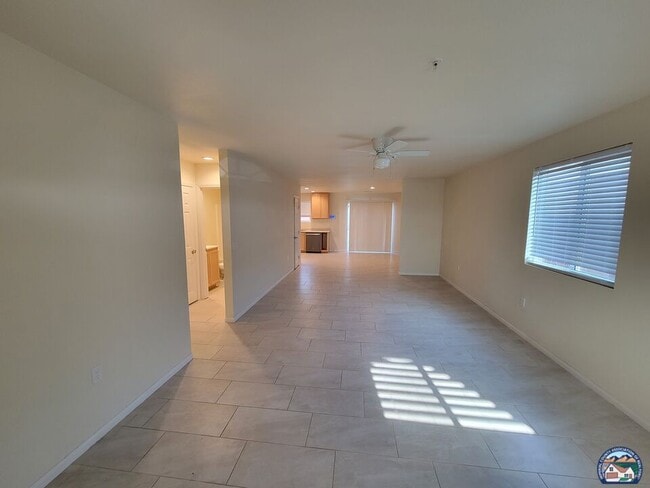 Foto del edificio - 2728 Brighton St