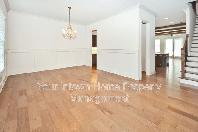 Building Photo - 1896 Skyfall Cir