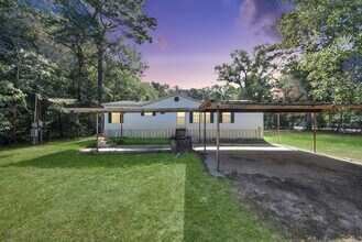 Building Photo - 14009 Rustic Ln