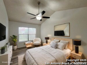 Foto del edificio - 10207 Raven Field Dr