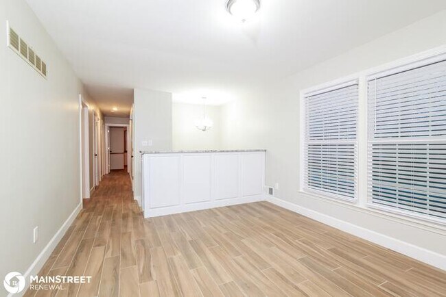 Foto del edificio - 509 S Adams St