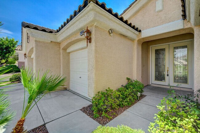 Building Photo - Beautiful 3 Bedroom Single Story Home in A...