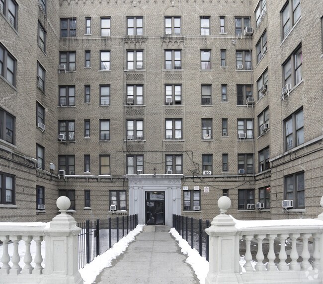 Building Photo - Alida Hall