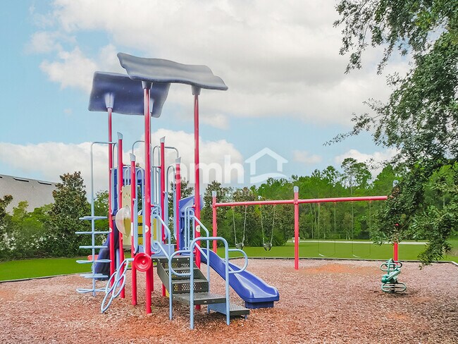 Building Photo - 388 Sandstone Dr