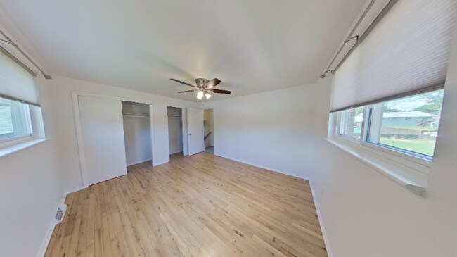 Foto del edificio - 4670 Holland St