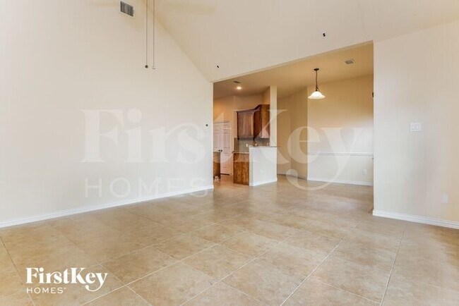 Building Photo - 903 Christopher Dr