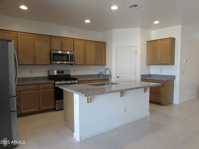 Building Photo - 9030 S 169th Dr