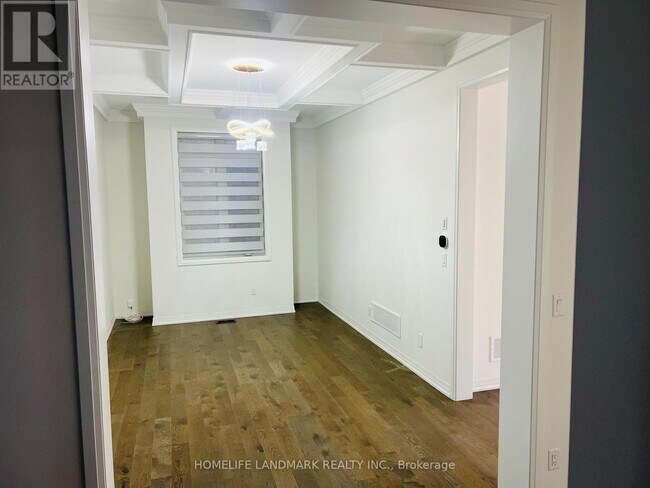 Building Photo - 147 Markview Rd