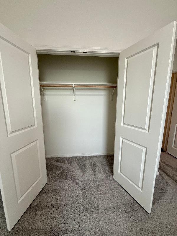 Building Photo - 107 Waterbuck Lp