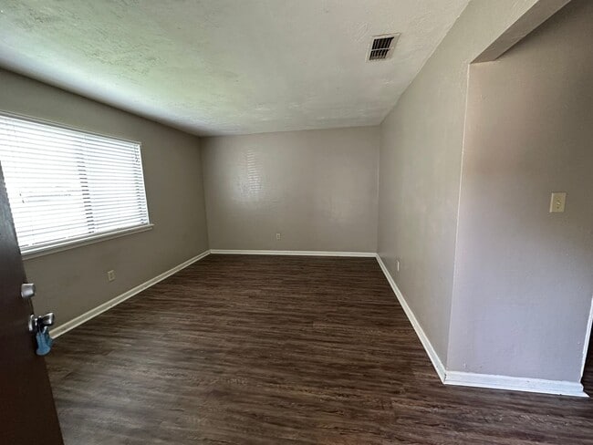 Building Photo - RUBI- 1415 WB