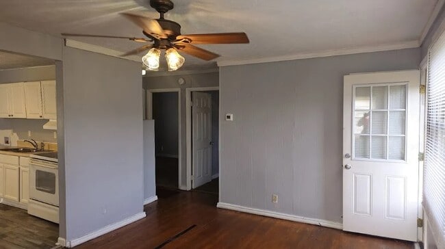 Building Photo - 137 Latimer Rd