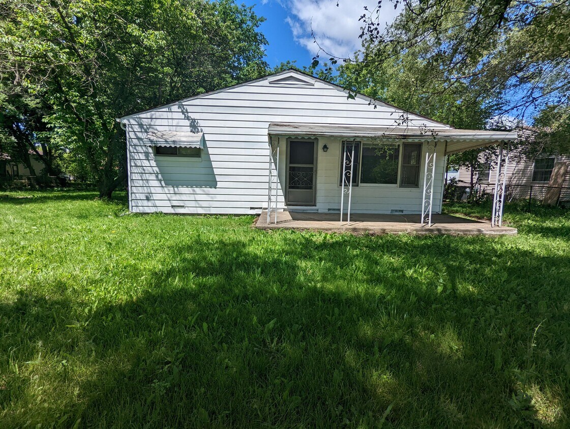 Primary Photo - 31612 Antrim Ct