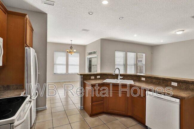 Building Photo - 14422 Christen Dr S