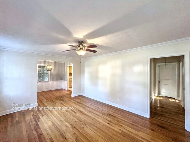 Building Photo - 3563 Aurora Cir