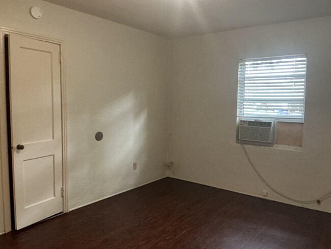 Foto del edificio - 2-Bedroom / 1-Bath Home for Rent- $1150