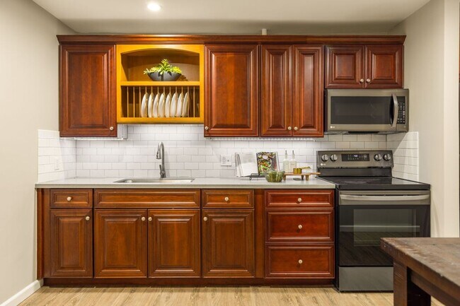 Foto del edificio - 915 E Matilija St