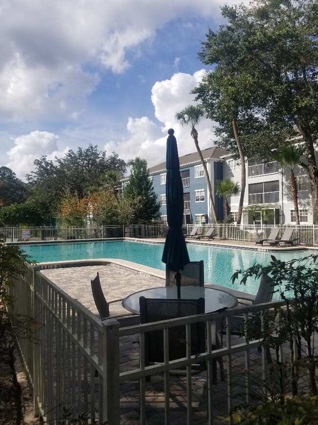Building Photo - 8207 Olympia Ct